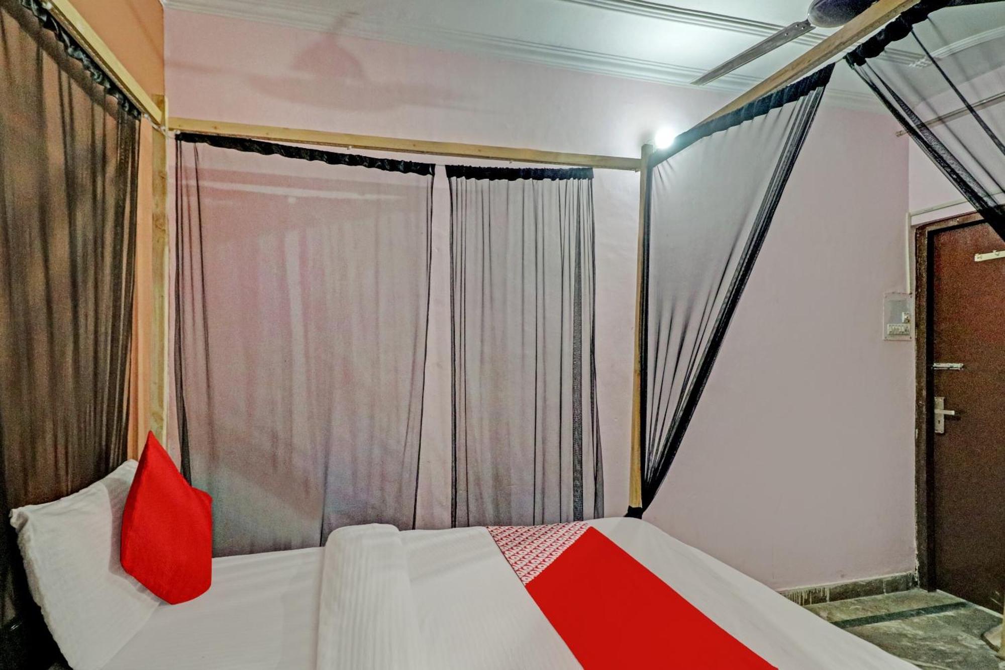 OYO 73491 Rj别墅 Indirapuram 外观 照片